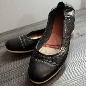 GUC Taos Black Leather Ballet Flats Comfort Slip On Shoes Women’s EU 39 US 8-8,5